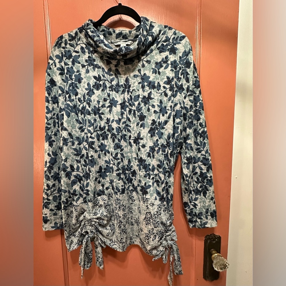 Zac & Rachel cowl neck sweater, size: 1X, polyester spandex